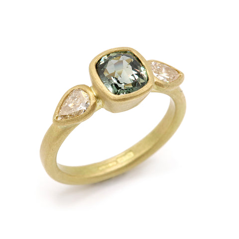 Enchantment Colour Change Sapphire Treasury Ring