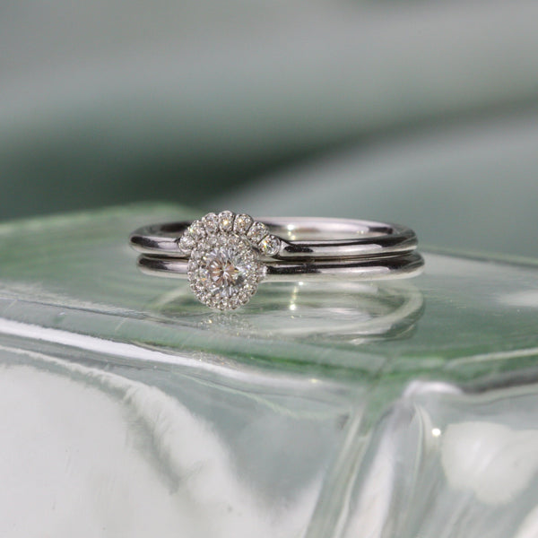 Cannele Platinum and Diamond Wedding Ring
