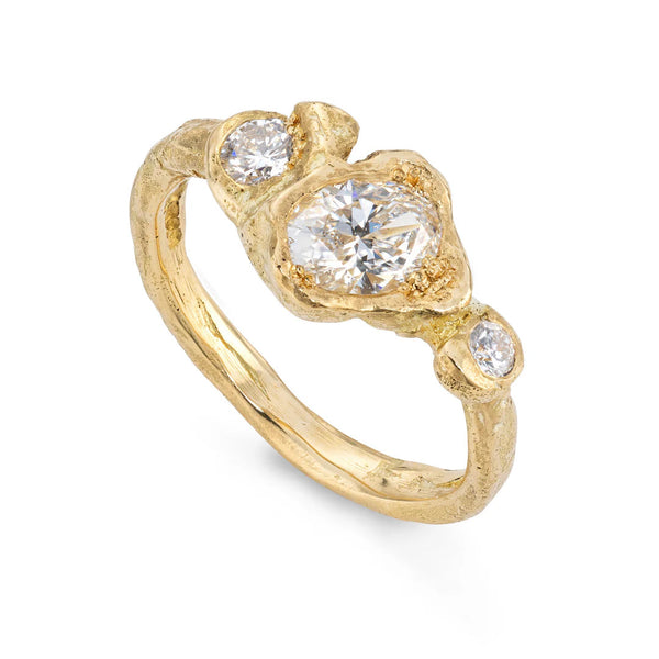 Crest White Diamond Adakite East Ring