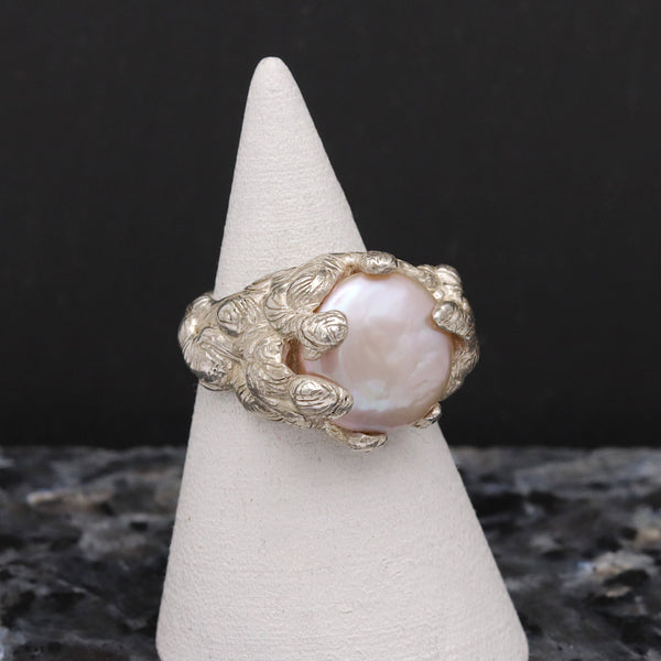 Silver Molten Claw Pearl Ring