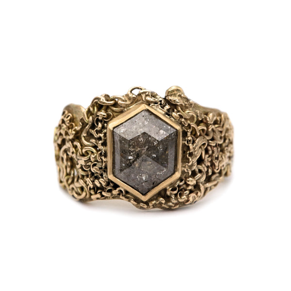 Large Molten Chain Ring With Grey Hex Diamond