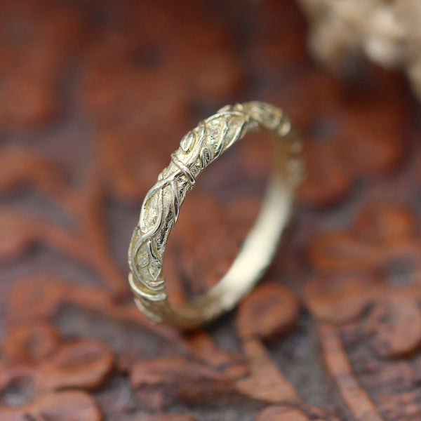 Twisted Vines Wedding Band