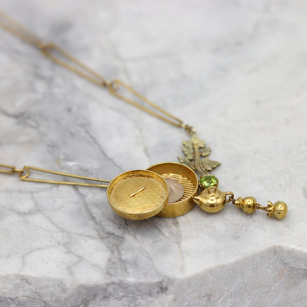 Dim Sum Tea Necklace