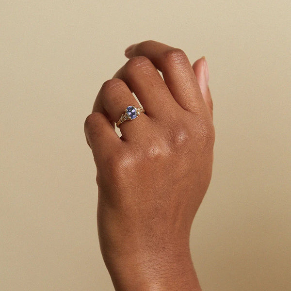 Blue Sapphire And Diamond Ring With Granules