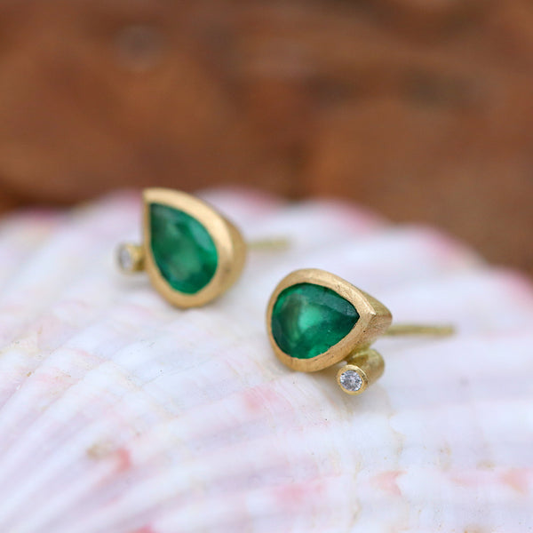 Pear Emerald & White Diamond Earrings