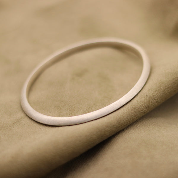 Silver Silhouette Circular Bangle