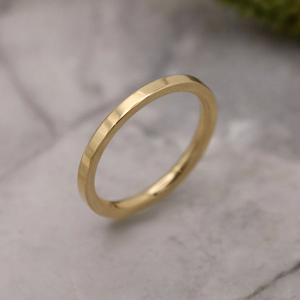9ct Yellow Gold 1.7mm Flat Court Wedding Ring