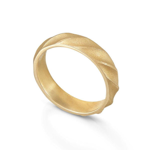 Chauri Twisted 9ct Gold Wide Wedding Band