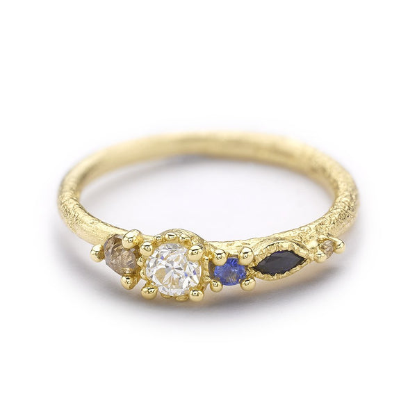 Tonal Blue Sapphire Ring with White Diamond