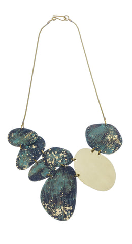 Forest Beach Stones Necklace