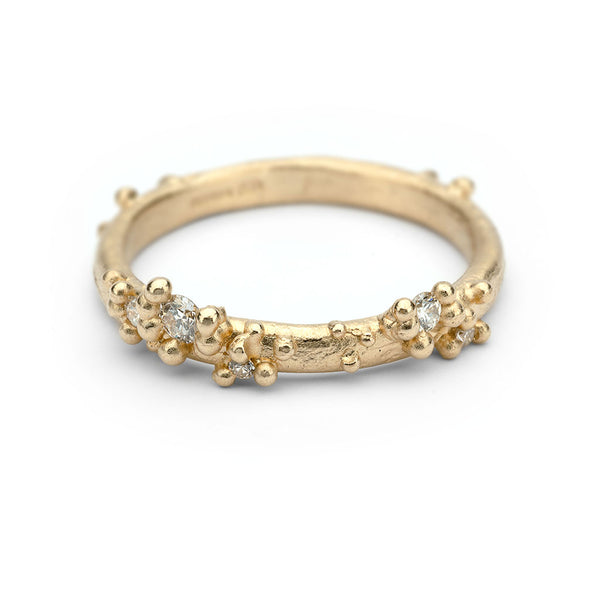 Half Round Band With Diamonds and Granules