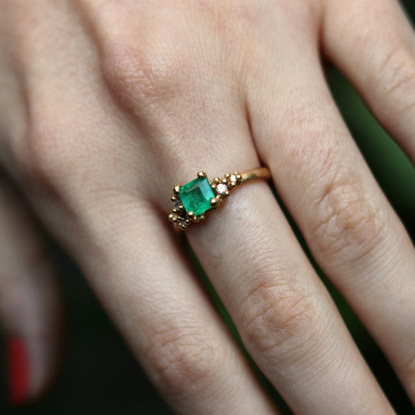 Emerald Radiant Cluster Ring