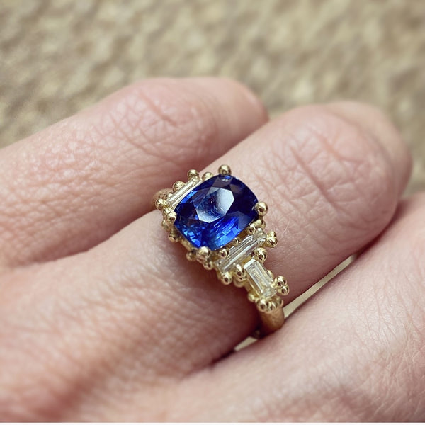 Blue Sapphire Luminous Cluster Ring